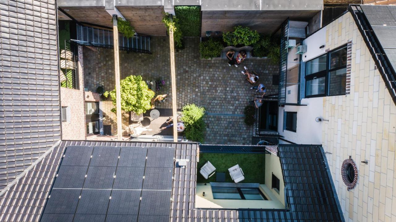 Time-Out Zussen Apartment Riemst Bagian luar foto