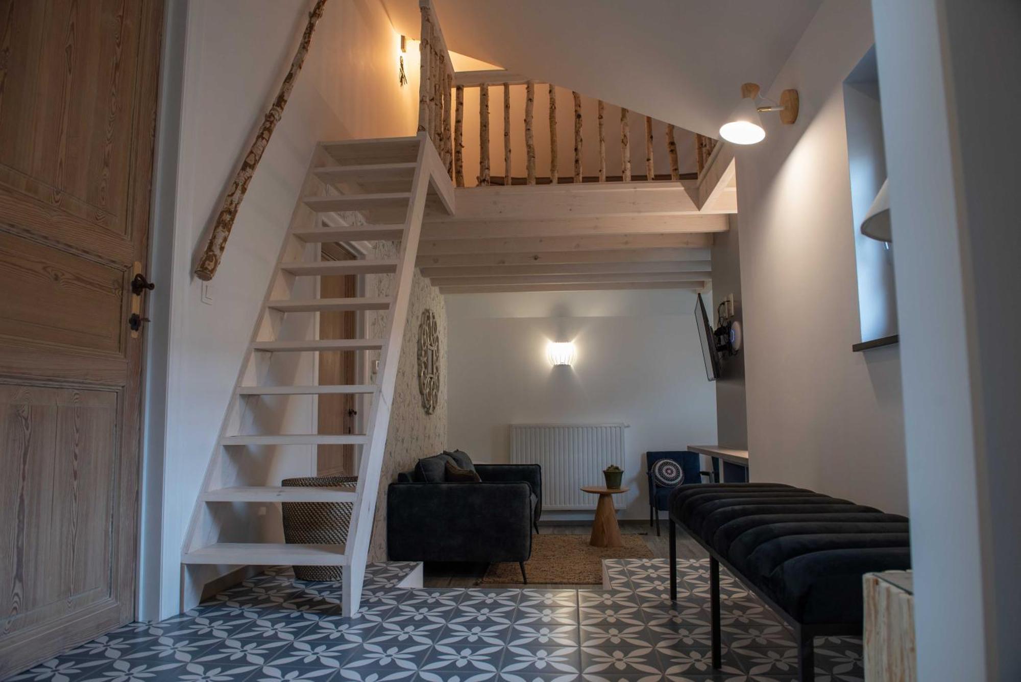 Time-Out Zussen Apartment Riemst Ruang foto